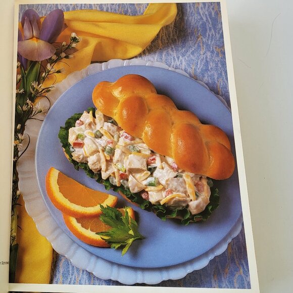 VINTAGE THE PLEASURE OF COOKING 10 COOKBOOKS IN 1 - Picture 6 of 8